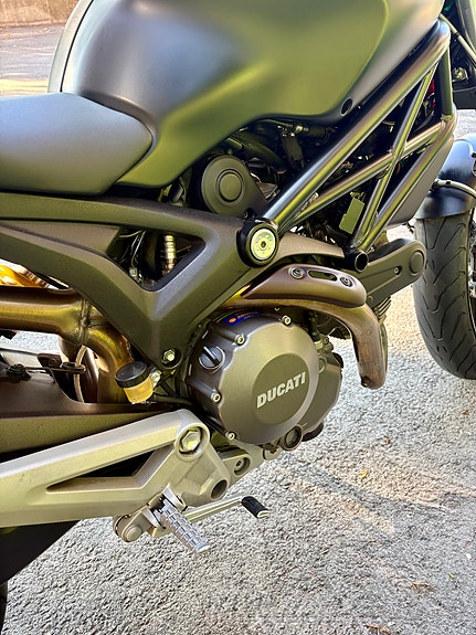 Ducati Monster 12 of 21