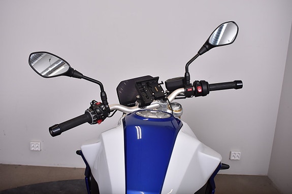 BMW F 900 R / MYCKET UTRUSTAD/ 16 of 17