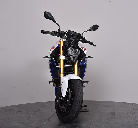 BMW F 900 R / MYCKET UTRUSTAD/ 2 of 17