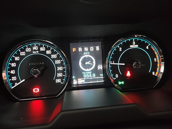 Jaguar XF 14 of 14
