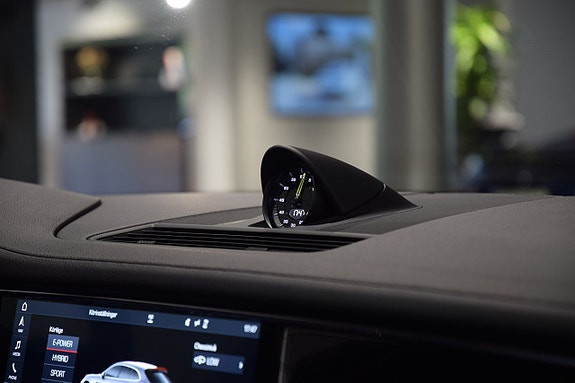 Porsche Panamera 4 18 of 18