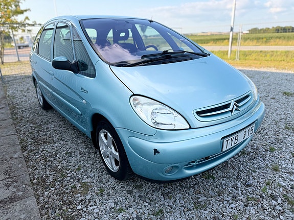 Citroen Xsara Picasso 2 of 5