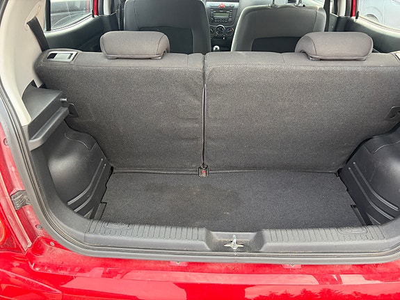 Kia Picanto 4 of 5