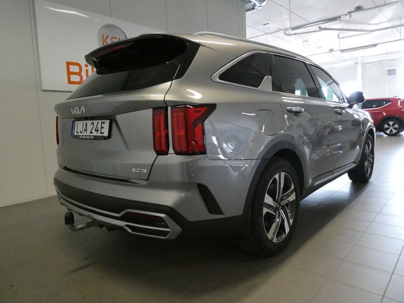 Kia Sorento 6 of 26