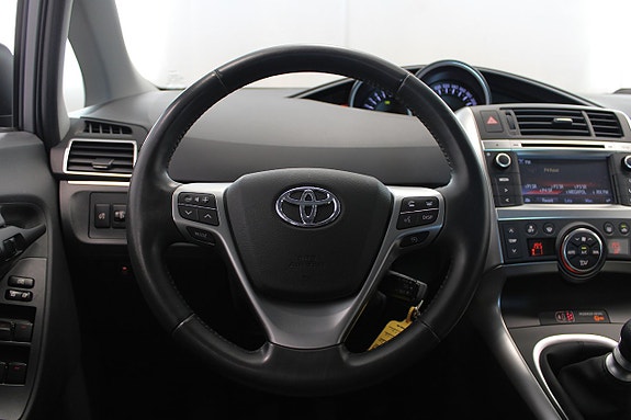 Toyota Verso 9 of 22