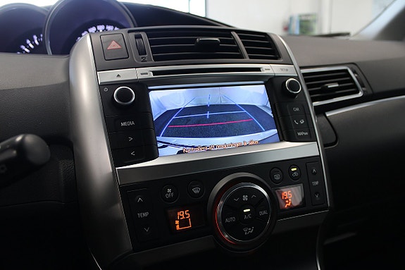 Toyota Verso 14 of 22