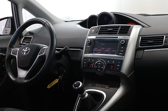 Toyota Verso 11 of 22