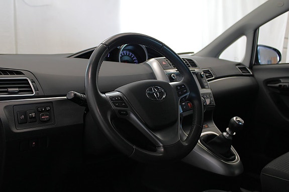 Toyota Verso 8 of 22
