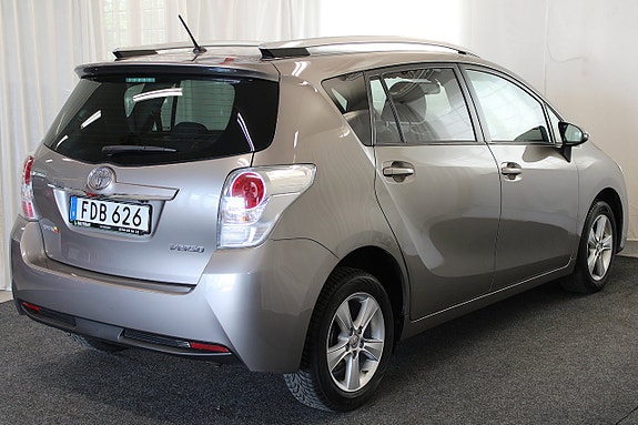 Toyota Verso 7 of 22