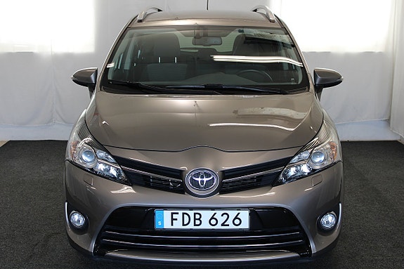 Toyota Verso 3 of 5