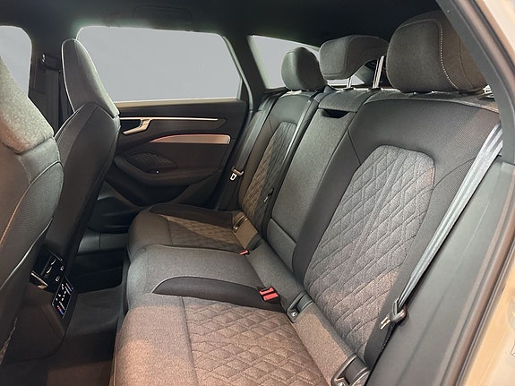 Audi A6 5 of 9