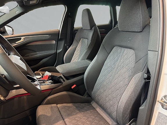 Audi A6 8 of 9