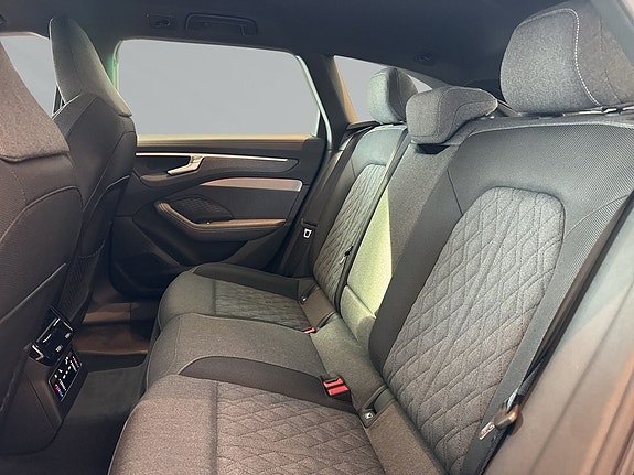 Audi A6 5 of 9