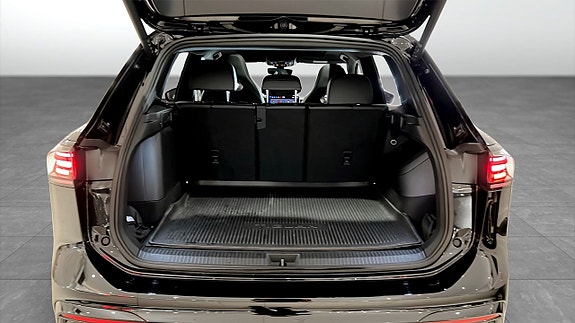 Volkswagen Tiguan 13 of 25