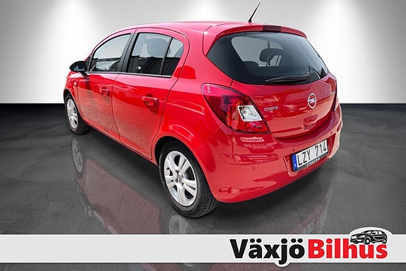 Opel Corsa 2 of 5