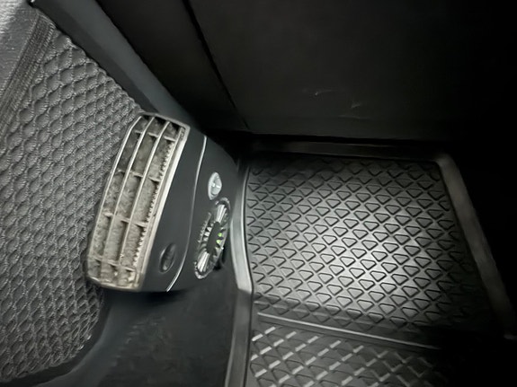 Volkswagen Touran 25 of 27