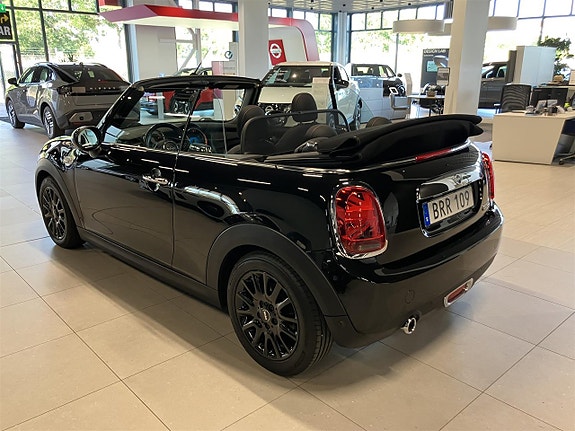 MINI Cooper 6 of 11
