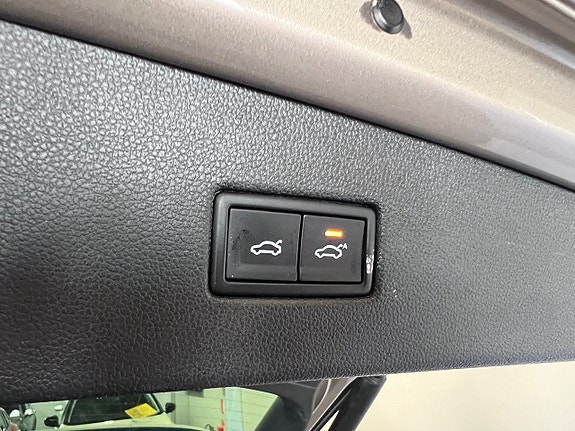Volkswagen Tiguan 14 of 30