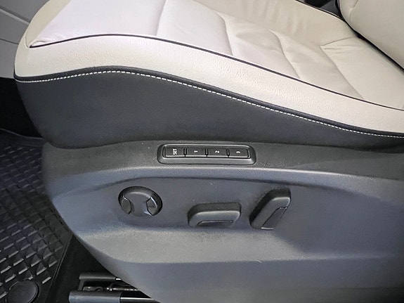 Volkswagen Tiguan 22 of 30