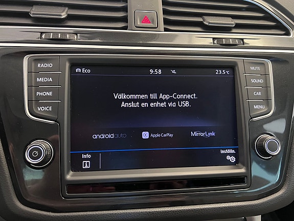 Volkswagen Tiguan 28 of 30