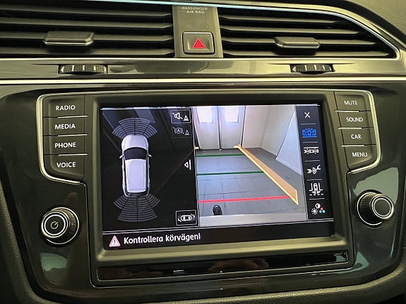 Volkswagen Tiguan 26 of 30