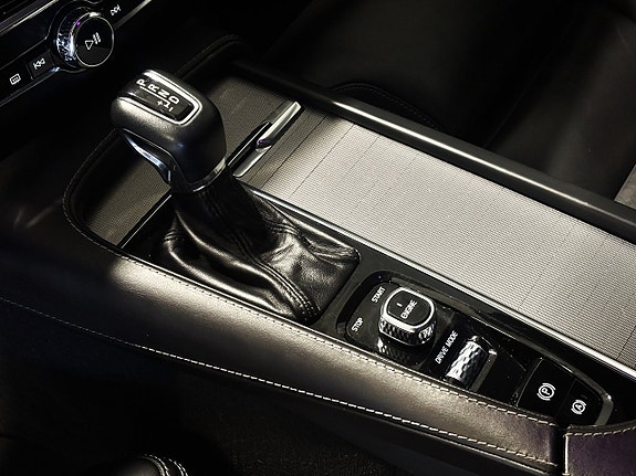 Volvo V90 21 of 30