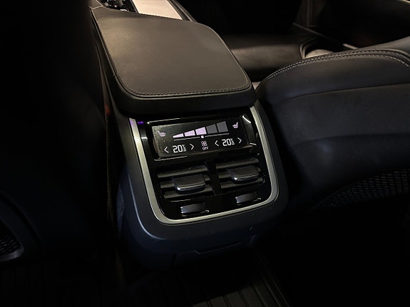 Volvo V90 30 of 30