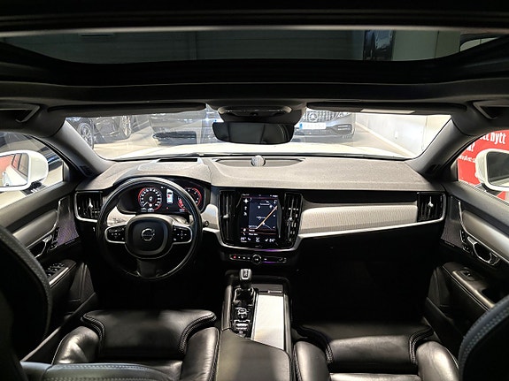 Volvo V90 20 of 30