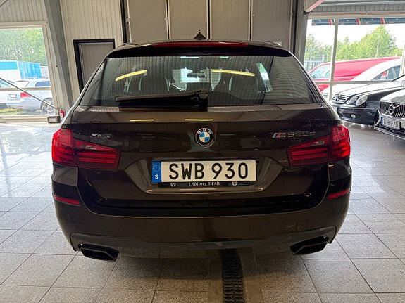 BMW M550d 4 of 28