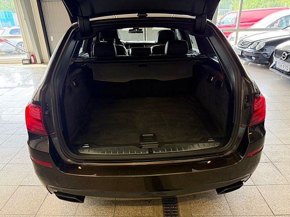 BMW M550d 10 of 28