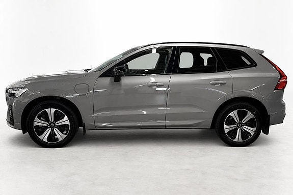 Volvo XC60 2 of 21