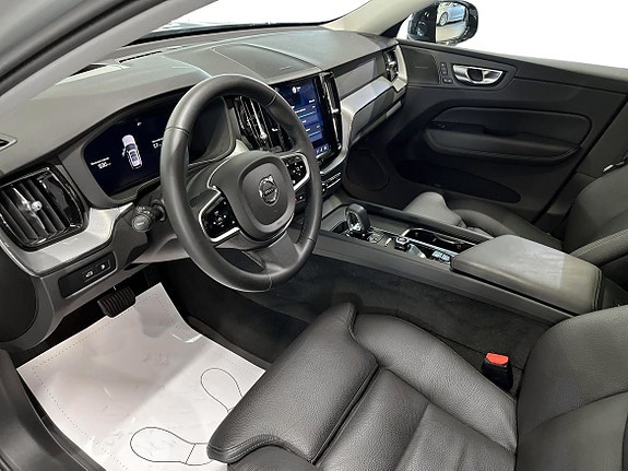 Volvo XC60 6 of 21