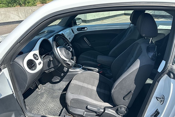 Volkswagen Beetle 18 of 30