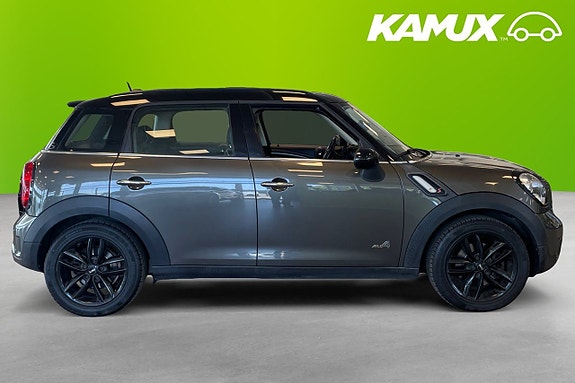 MINI Countryman Cooper S 2 of 5