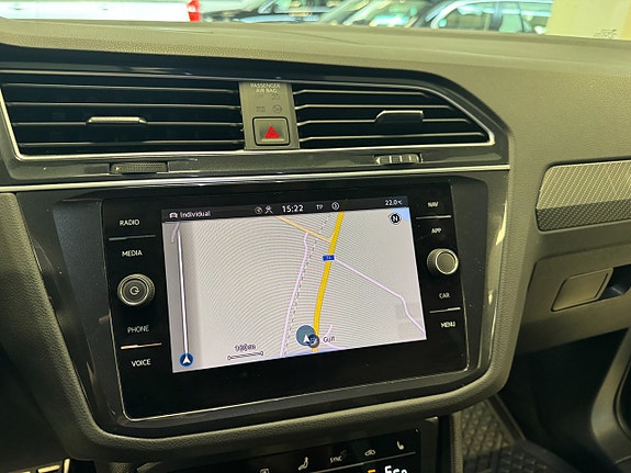Volkswagen Tiguan 13 of 26