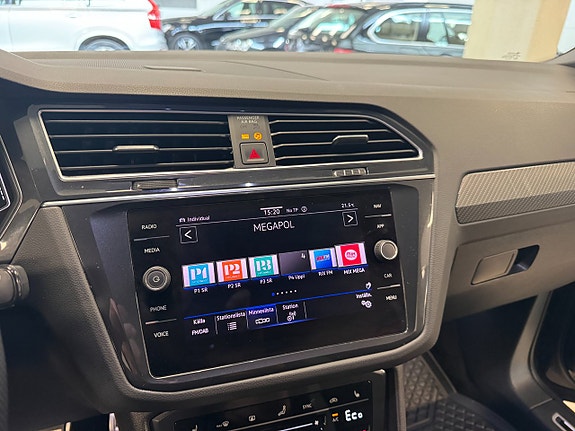 Volkswagen Tiguan 18 of 26