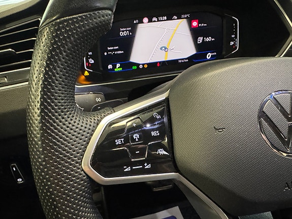 Volkswagen Tiguan 15 of 26