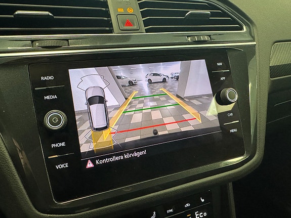 Volkswagen Tiguan 11 of 26