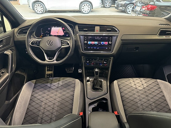 Volkswagen Tiguan 8 of 26