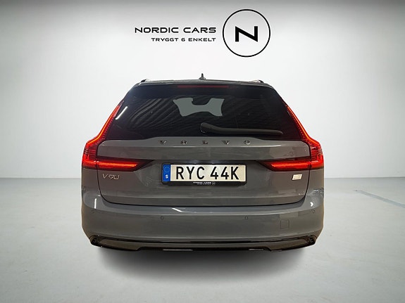 Volvo V90 3 of 5