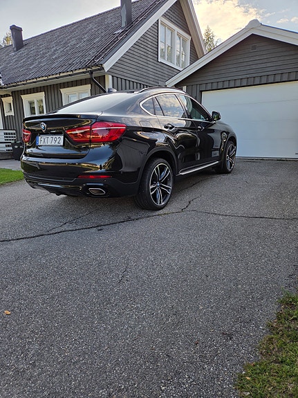 BMW X6 3 of 5