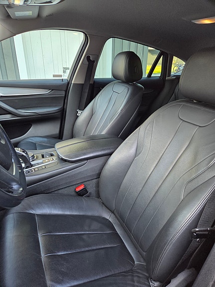 BMW X6 6 of 6