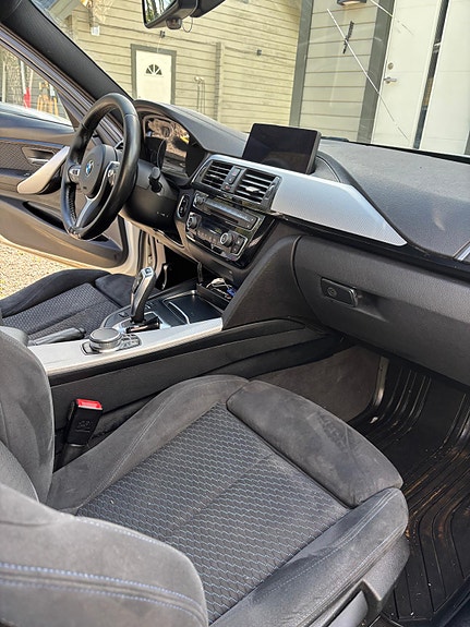BMW 320d 5 of 5