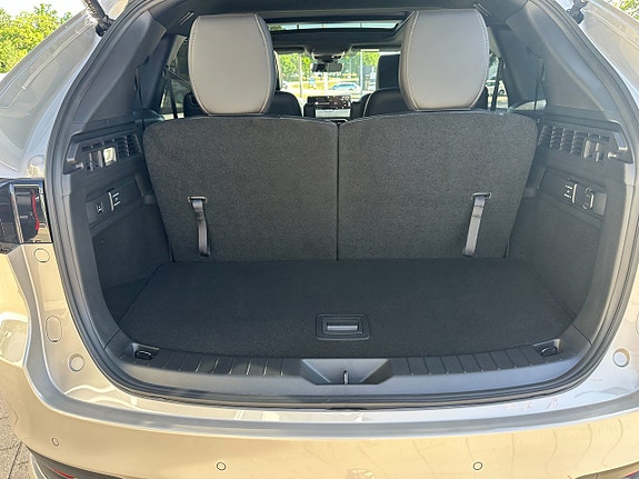 Mazda CX-80 15 of 28