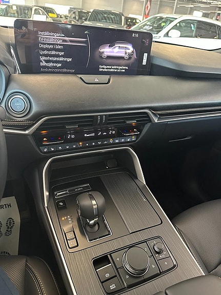 Mazda CX-80 28 of 28