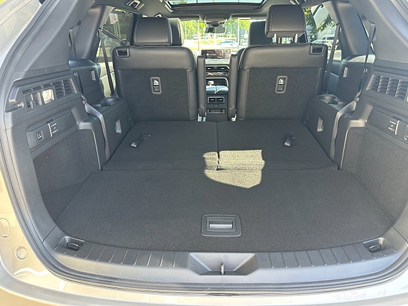 Mazda CX-80 16 of 28