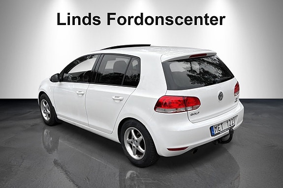 Volkswagen Golf VI 6 of 8