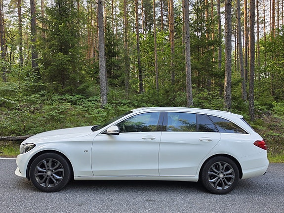 Mercedes-Benz C200 d 2 of 5