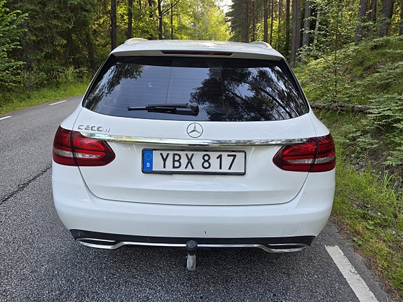 Mercedes-Benz C200 d 3 of 5