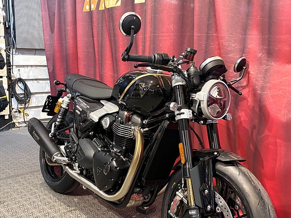 Triumph NYA SPEED TWIN 1200 TFC I BUTIKEN NU! *OKTOBERFEST | 0–2,95 % RÄNTA* 2 of 26